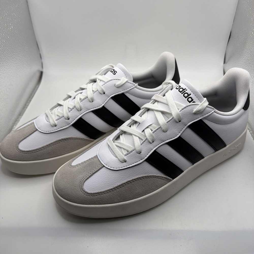 Adidas Women Barreda White Black Grey Size 8.5 shoes sneakers. IH1229. New